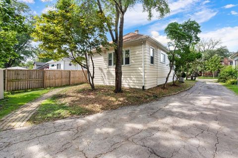 Tiny photo for 1725 Cedar Road, Homewood, IL 60430 (MLS # 12508544)