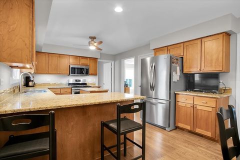 Tiny photo for 959 N Brainard Street, Naperville, IL 60563 (MLS # 12497154)