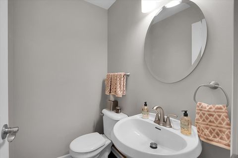 Tiny photo for 959 N Brainard Street, Naperville, IL 60563 (MLS # 12497154)
