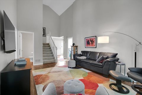 Tiny photo for 959 N Brainard Street, Naperville, IL 60563 (MLS # 12497154)