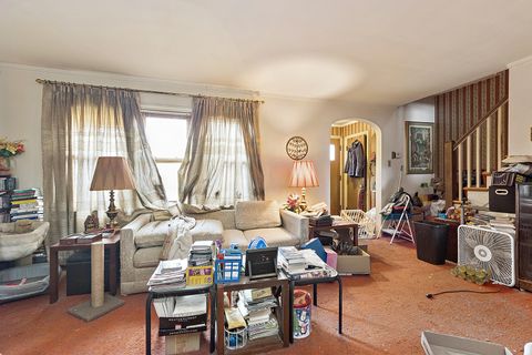 Tiny photo for 9635 S Francisco Avenue, Evergreen Park, IL 60805 (MLS # 12579907)