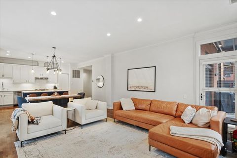 Tiny photo for Chicago, IL 60661 (MLS # 12577487)