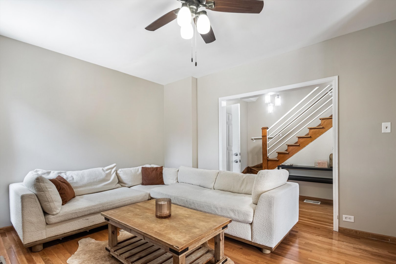 1703 N MONTICELLO Avenue