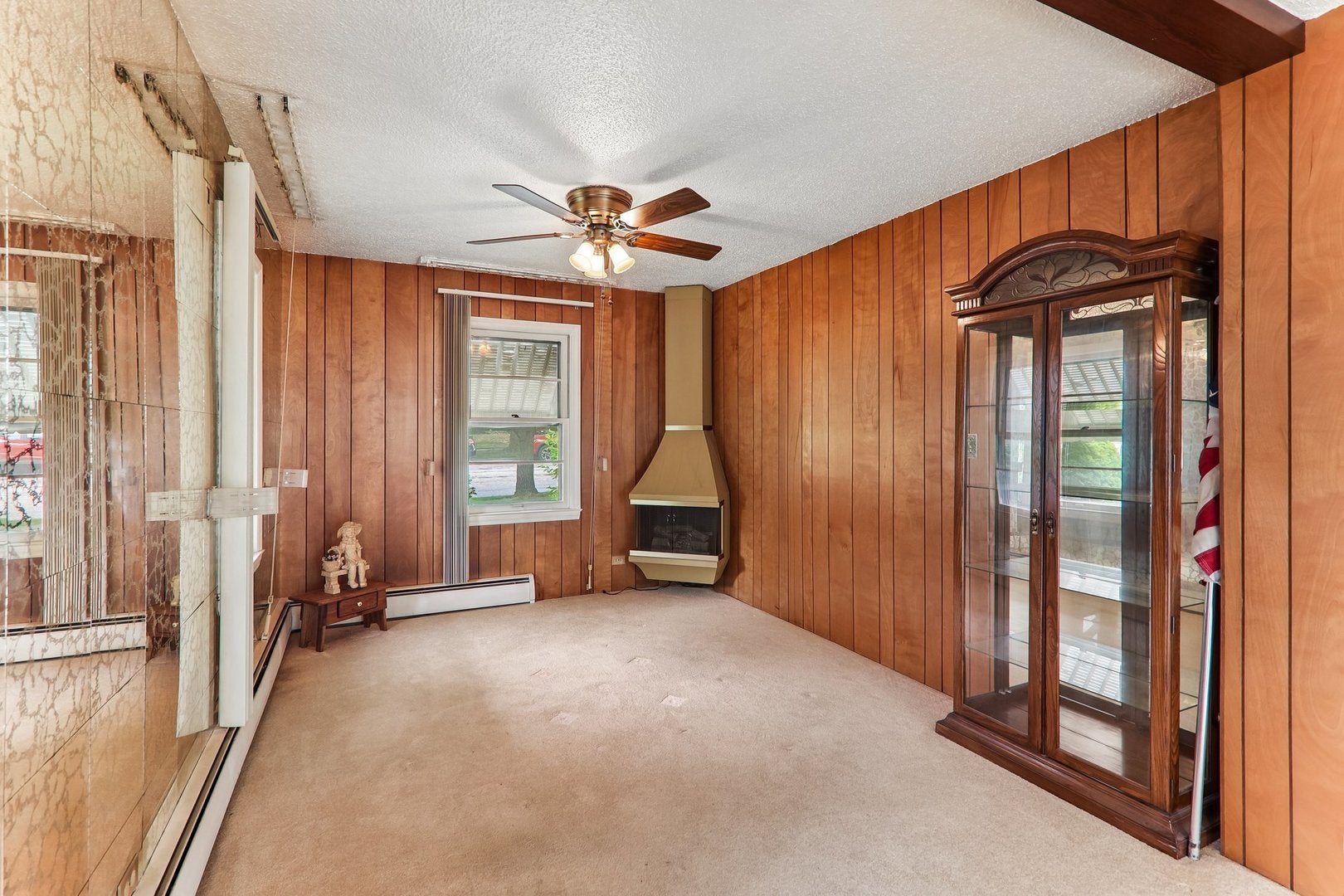 2218 Pearsall Parkway