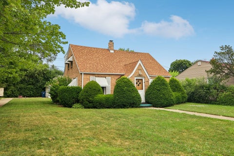 Photo of 2218 Pearsall Parkway, Waukegan, IL 60085 (MLS # 12744696)
