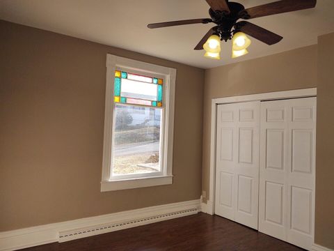 Tiny photo for 603 N 5th Street, Vienna, IL 62995 (MLS # 100000463)