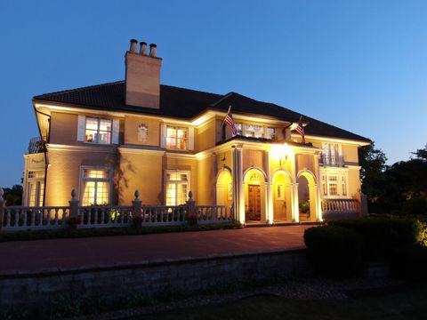 A home in South Barrington