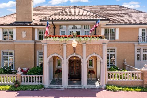 A home in South Barrington