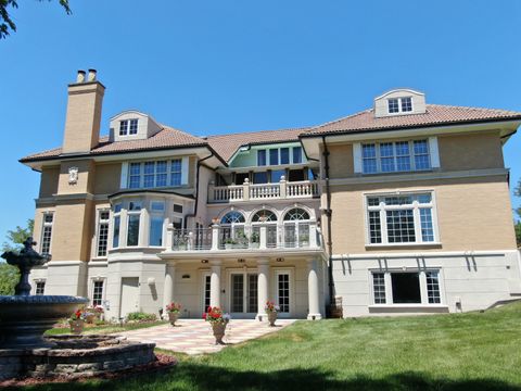 A home in South Barrington