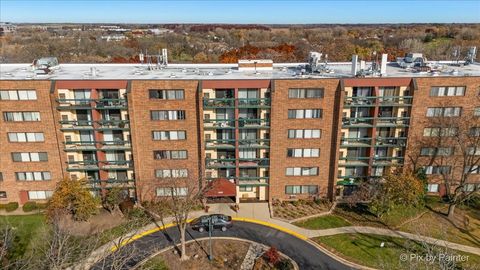 Tiny photo for 1840 HUNTINGTON Boulevard #BW608, Hoffman Estates, IL 60169 (MLS # 12518879)