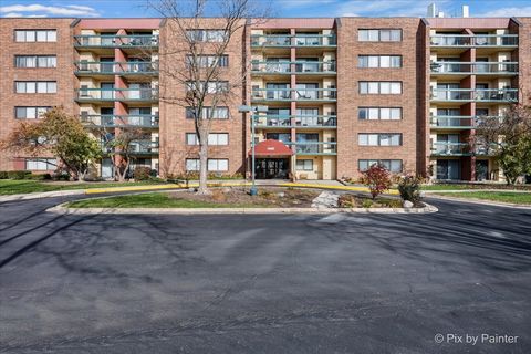 Photo of 1840 HUNTINGTON Boulevard #BW608, Hoffman Estates, IL 60169 (MLS # 12518879)