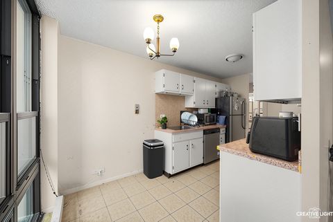 Tiny photo for 5100 N Marine Drive #6B, Chicago, IL 60640 (MLS # 12496388)
