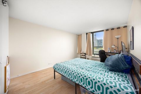 Tiny photo for 5100 N Marine Drive #6B, Chicago, IL 60640 (MLS # 12496388)