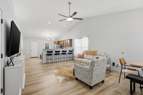 Tiny photo for 6234 Mississippi Avenue, Davenport, IA 52807 (MLS # 12629253)