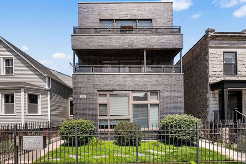 Photo of 3312 W Diversey Avenue #1N, Chicago, IL 60647 (MLS # 12711999)