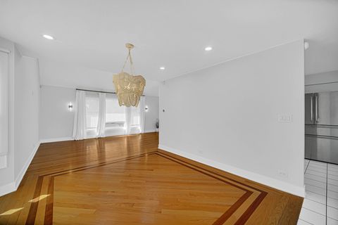 Tiny photo for 2873 Whispering Oaks Drive, Buffalo Grove, IL 60089 (MLS # 12577995)