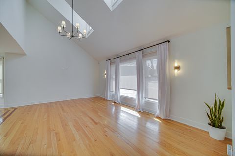 Tiny photo for 2873 Whispering Oaks Drive, Buffalo Grove, IL 60089 (MLS # 12577995)