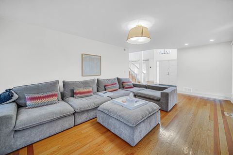 Tiny photo for 2873 Whispering Oaks Drive, Buffalo Grove, IL 60089 (MLS # 12577995)