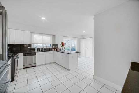 Tiny photo for 2873 Whispering Oaks Drive, Buffalo Grove, IL 60089 (MLS # 12577995)