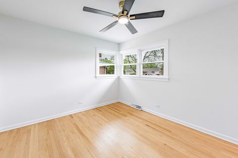 Tiny photo for 960 E 167th Street, South Holland, IL 60473 (MLS # 12633669)