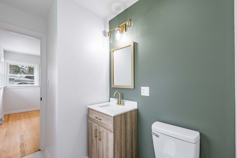 Tiny photo for 960 E 167th Street, South Holland, IL 60473 (MLS # 12633669)