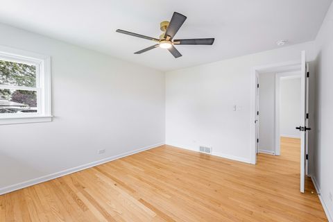Tiny photo for 960 E 167th Street, South Holland, IL 60473 (MLS # 12633669)