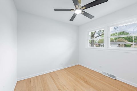 Tiny photo for 960 E 167th Street, South Holland, IL 60473 (MLS # 12633669)