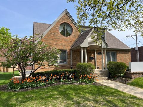 204 W Wing Street Arlington Heights IL 60005