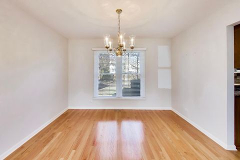 Tiny photo for 1422 Madison Road, Buffalo Grove, IL 60089 (MLS # 12612329)