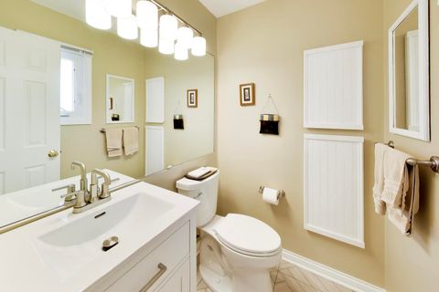 Tiny photo for 1422 Madison Road, Buffalo Grove, IL 60089 (MLS # 12612329)