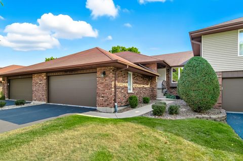 Tiny photo for 14325 Clearview Drive, Orland Park, IL 60462 (MLS # 12491255)