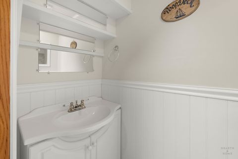 Tiny photo for 1278 Regent Drive, Mundelein, IL 60060 (MLS # 12592157)