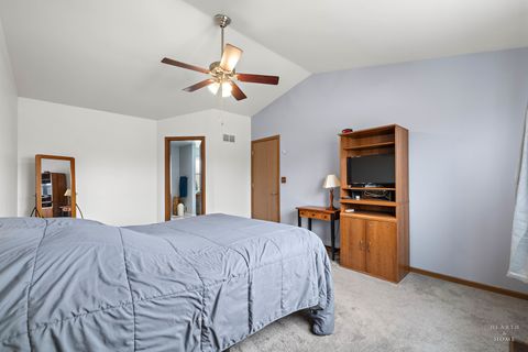 Tiny photo for 1278 Regent Drive, Mundelein, IL 60060 (MLS # 12592157)