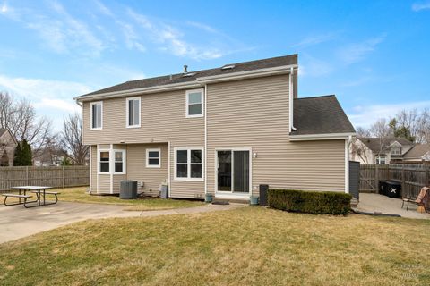 Tiny photo for 1278 Regent Drive, Mundelein, IL 60060 (MLS # 12592157)
