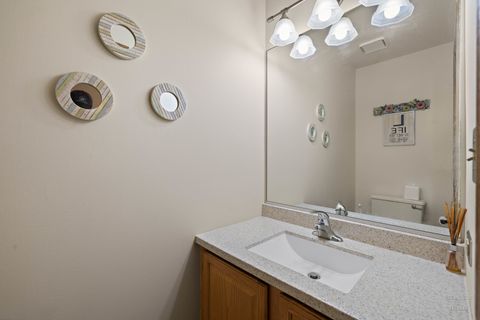 Tiny photo for 1278 Regent Drive, Mundelein, IL 60060 (MLS # 12592157)