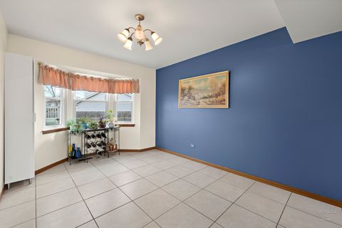 Tiny photo for 1278 Regent Drive, Mundelein, IL 60060 (MLS # 12592157)