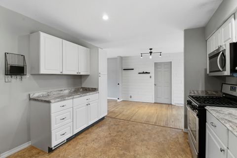 Tiny photo for 1813 Winchester Drive, Champaign, IL 61821 (MLS # 12589953)