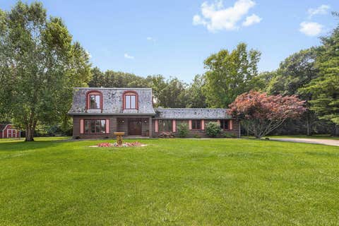 Photo of 212 Cheviot Drive, Bartlett, IL 60103 (MLS # 12726400)
