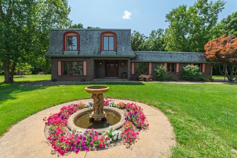 Tiny photo for 212 Cheviot Drive, Bartlett, IL 60103 (MLS # 12726400)