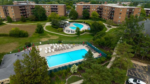 Tiny photo for 815 Leicester Road #312A, Elk Grove Village, IL 60007 (MLS # 12728828)