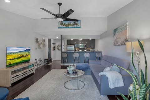 Tiny photo for 815 Leicester Road #312A, Elk Grove Village, IL 60007 (MLS # 12728828)