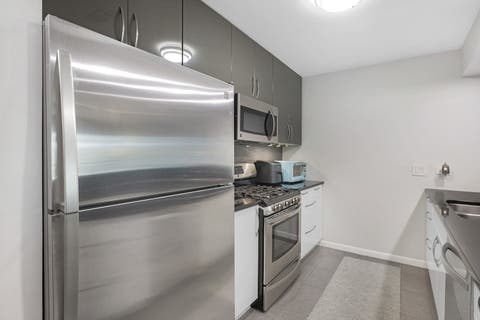 Tiny photo for 815 Leicester Road #312A, Elk Grove Village, IL 60007 (MLS # 12728828)