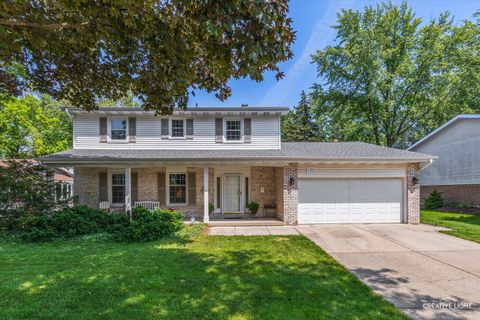 1903 Brentwood Lane Wheaton IL 60189
