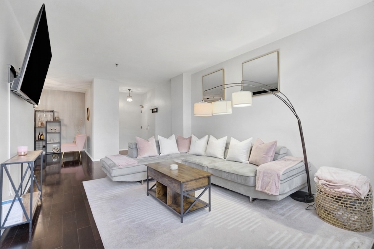 780 S Federal Street 1210