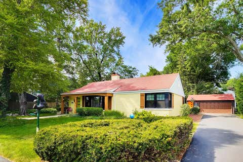 Tiny photo for 1353 Golf Avenue, Highland Park, IL 60035 (MLS # 12733411)