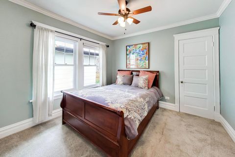 Tiny photo for 512 S Grove Avenue, Oak Park, IL 60304 (MLS # 12610098)