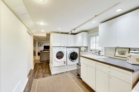Tiny photo for 512 S Grove Avenue, Oak Park, IL 60304 (MLS # 12610098)