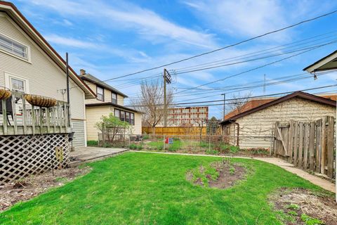 Tiny photo for 512 S Grove Avenue, Oak Park, IL 60304 (MLS # 12610098)