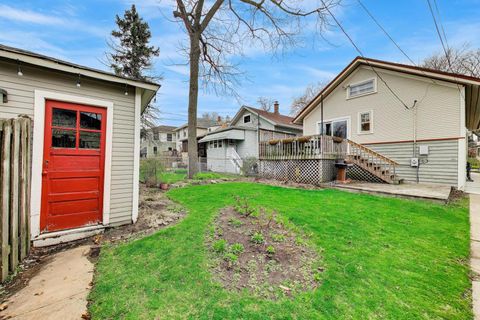 Tiny photo for 512 S Grove Avenue, Oak Park, IL 60304 (MLS # 12610098)