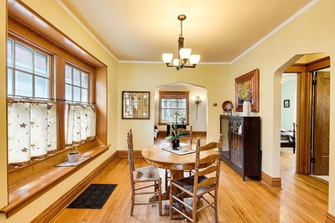 Tiny photo for 512 S Grove Avenue, Oak Park, IL 60304 (MLS # 12610098)